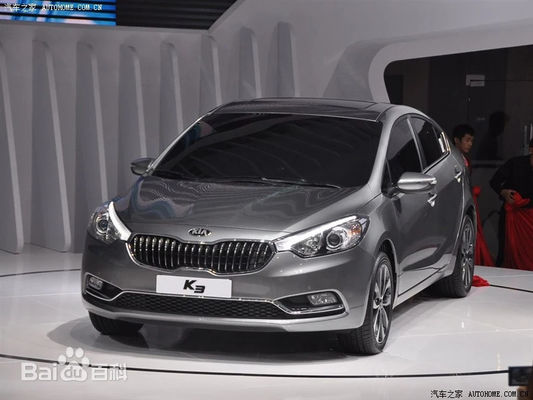K3 Kia Subcompact Car 4-дверный седан с высоким разрешением сенсорного экрана