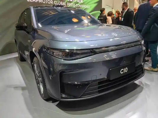 Средний размер кроссовер Leapmotor C10 Gray 530 Comfort Edition Электрический семейный внедорожник
